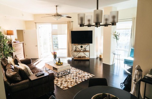 South Eola Apartment | Beautiful lux downtown apartment