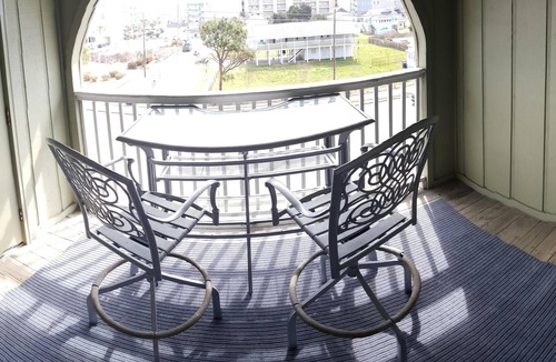 Carolina Beach Condo | Beautiful oceanview condo steps from ocean, downtown and family fun activities