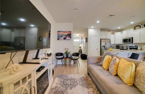 Upper Grand Lagoon House | Beautiful PCB Getaway Less Than 3 Mi to the Beach!