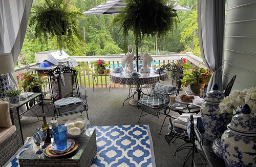 Drayton Condo | Beautiful totally remodeled 2 BR property near everything!