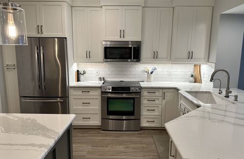 North Redington Beach Condo | Beautifully Updated Beachfront 3BR Condo at the Exclusive Tides Beach Club