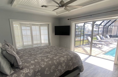 Royal Harbor House | Beautiful Waterfront Royal Harbor Home w/ Boat Lift