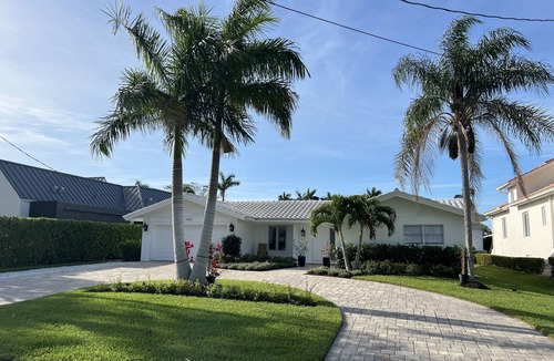 Royal Harbor House | Beautiful Waterfront Royal Harbor Home w/Boat Lift