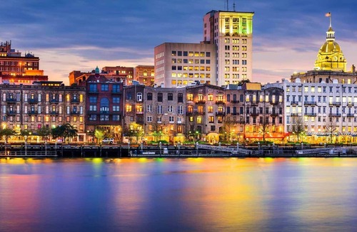 Savannah Victorian District Apartment | Belle's Haven at 320 W Park Inn |Private Sun Deck | Downtown Historic District |