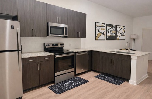 Boulevard Heights Apartment | BeltLine Luxury 1BR, Pool, Gym & Balcony