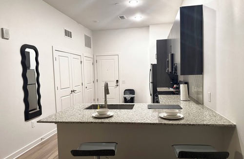 Boulevard Heights Apartment | BeltLine Luxury 1BR, Pool, Gym & Balcony