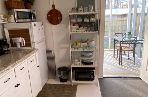 Wewahitchka House | ↠» Best of Both Bungalow «↞ 20 min to the Beach!
