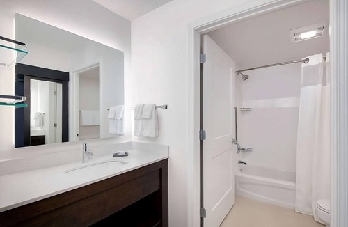 Alpharetta Hotel | Best Value, Quality Stay! Two Modern 2BR Suites with Kitchens, Free Breakfast!