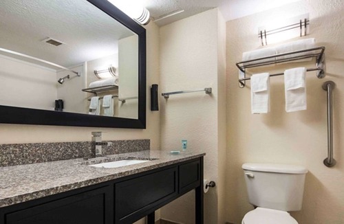 Nichols Hotel | Best Western Mulberry Hotel