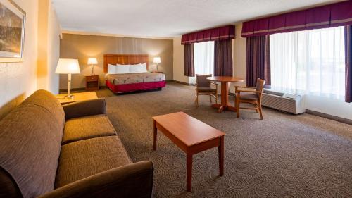 Cookeville Hotel | Best Western Thunderbird Motel