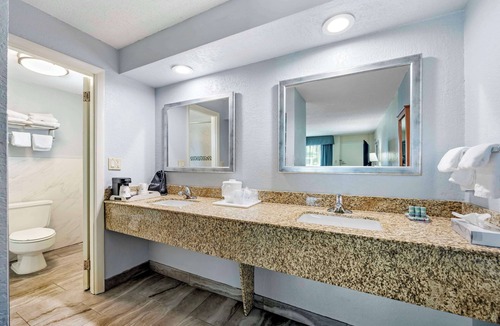 Cookeville Hotel | Best Western Thunderbird Motel