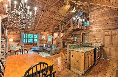 Big Canoe Cabin | Big Canoe Mountain Resort Cabin w/Pool Access!