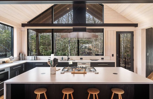 Laurel Ridge House | Black Mountain - Hot Tub, Fireplace & Mountain View