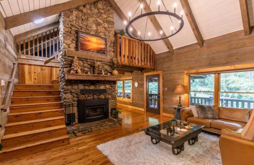 Apple Ridge House | Blackberry Creek Cabin