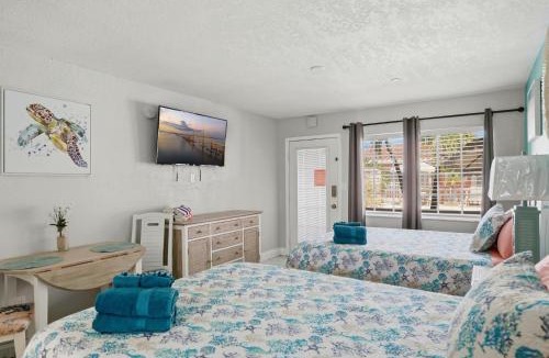 St. Pete Beach Hotel | Blind Pass Resort Motel