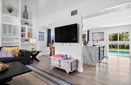 Florida North Atlantic Coast House | "Blue Lagoon" Waterfront, Heated Salt Pool