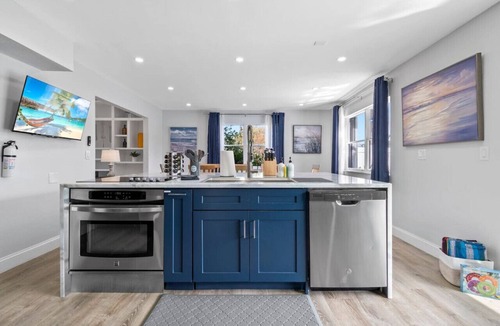 Florida North Atlantic Coast House | "Blue Lagoon" Waterfront, Heated Salt Pool
