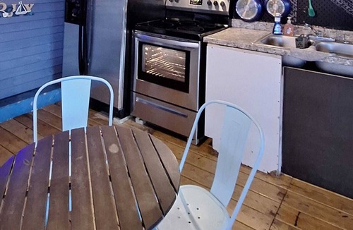 East Little Havana Hostel | Blue Little Havana