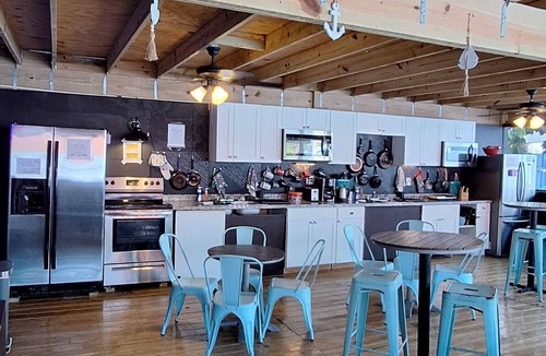 East Little Havana Hostel | Blue Little Havana