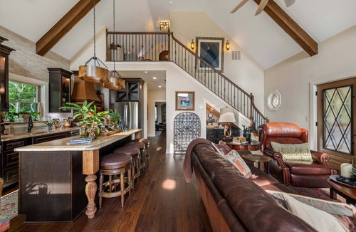 Talking Rock Cabin | Blue Raven Lodge -Long Distance Mountain Views | Fireplace