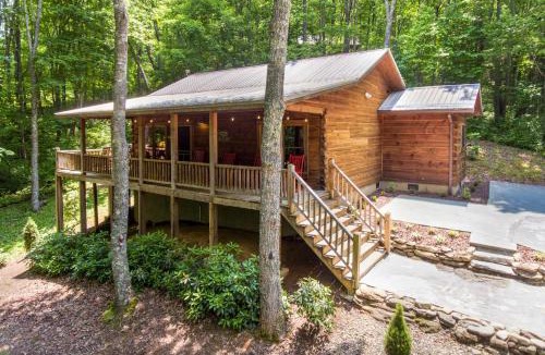Cullowhee House | Blue Ridge Cabin Getaway | Cashiers & Highlands
