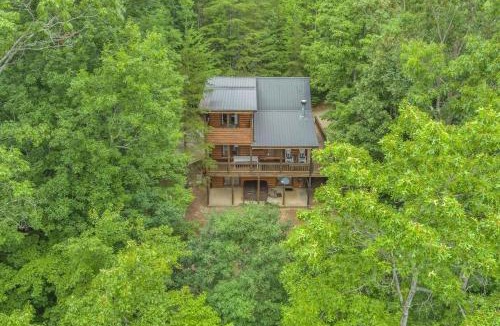 Blue Ridge House | Blue Ridge Cabin in the Woods With Hot Tub