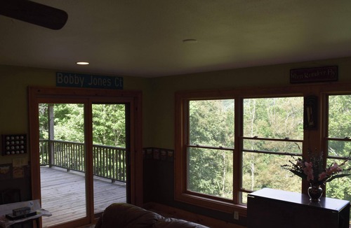 Canton House | Blue Ridge Mountain Getaway In Springdale Country Club (Gated Community)