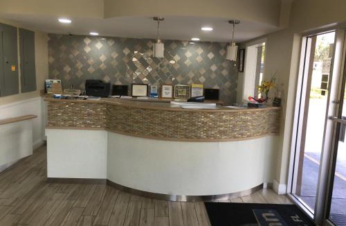 Orange City Hotel | Blue Spring Inn Orange City