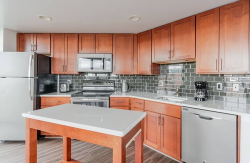 Ballston Apartment | Blueground | Virginia Sq, pool & w/d, nr parks