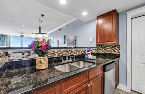 Fort Walton Beach Condo | 🦩Book Me Baby! Gorgeous Gulf & Courtyard Views~Rise Above It All!🦩
