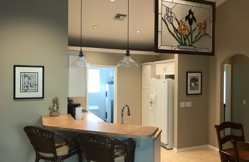 Fort Myers Beach House | Book now for spring break specials. Over 25 restaurants open. Heated pool