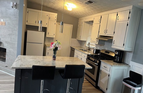 Stone Mountain House | Book Your Sweet Spot Stay 3BR Gem Near Stone Mountain Park & Atlanta Fun”