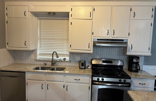 Stone Mountain House | Book Your Sweet Spot Stay 3BR Gem Near Stone Mountain Park & Atlanta Fun”