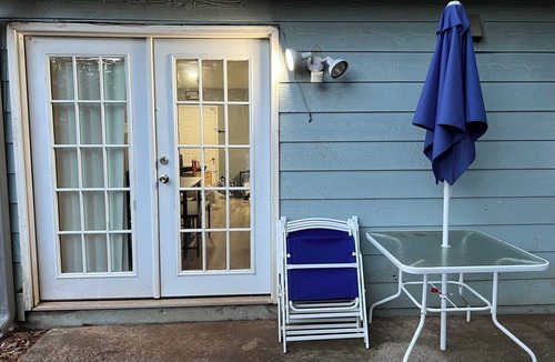 Stone Mountain House | Book Your Sweet Spot Stay 3BR Gem Near Stone Mountain Park & Atlanta Fun”