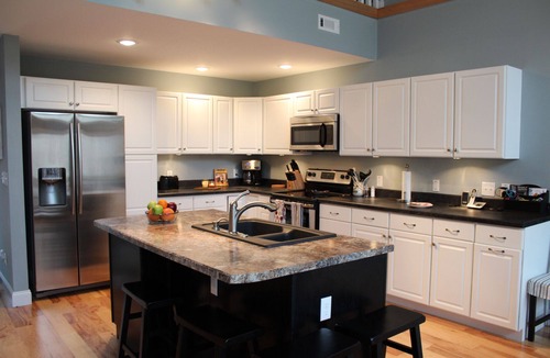 La Follette House | Booking for 2026-6 Br/5.5 baths ~ Open Floor Plan ~Brand New Covered Dock!