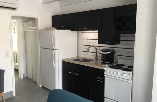 Ocean Ridge Apartment | Boutique Style Apartment in dream location with pool 200 meters from the beach CB 12