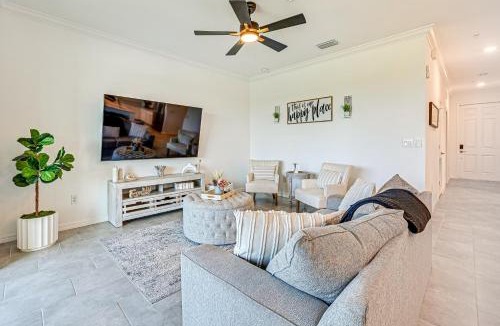 Lakewood Ranch Apartment | Bradenton Condo on Golf Course Steps to Pool!
