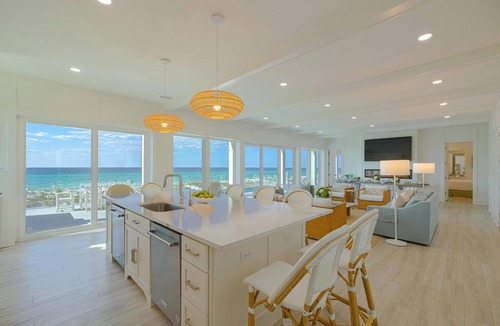 Villa Segunda House | BRAND NEW 6 Bedroom, 6 Full Bath and one1/2 Bath/Gulf Front Home/Private Pool