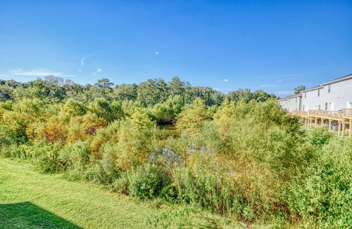 Tallahassee Condo | Brand new chic condo minutes from FSU/TCC/FAMU!