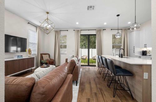 Pinecrest West Park House | Brand-New Construction Premier Tampa Bay Location