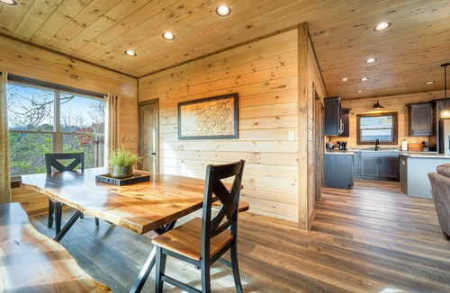 Sevierville Cabin | BRAND NEW Huge Indoor Pool - Epic Starlight Theater - Premier Mountain Views!