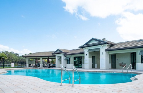 Gran Paradiso House | Brand New Villa for Rent - Great Location