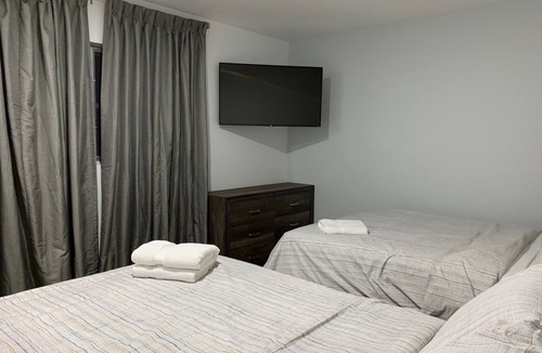 Pompano Beach House | Breeze Vacation Home with Heated Pool