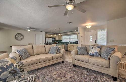 Singer Island House | Breezy Updated Home - Walk to Beach and Restaurants!