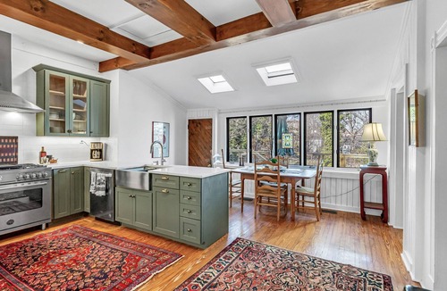 Winston - Salem Cottage | Bright & Airy 1910 Cottage with 2 King Master Suites! Updated! Close to campus!