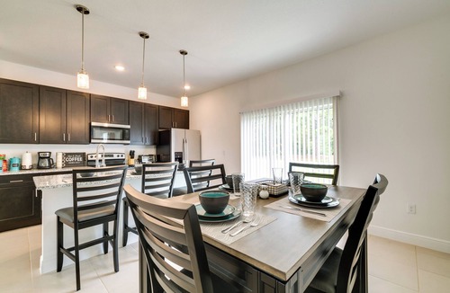 Ocala House | Bright, Pet-Friendly Home: 16 Mi to Downtown Ocala