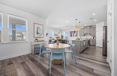 Cherry Grove Beach House | Brightside House | Fun-Filled 5BR w/Heated Pool