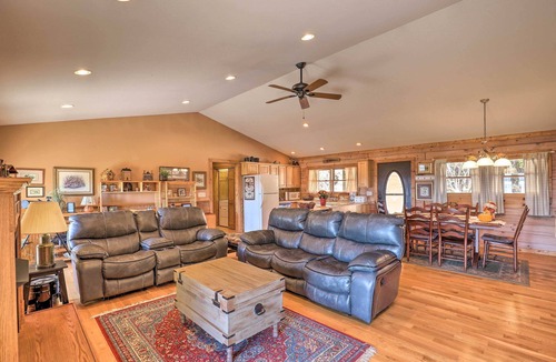 Bostic Cabin | Bring a Pet! Mtn-View Bostic Retreat w/Deck