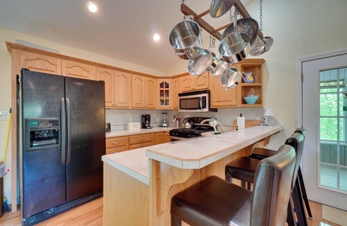 Byrdstown House | Bring Your Boat! 'All Decked Out' Byrdstown Home