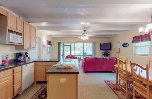 Leesville House | Bring Your Boat! Lake Murray Haven w/Deck & Dock